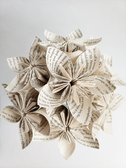 star-shaped book page paper flower bouquet - Novel Blossoms Co