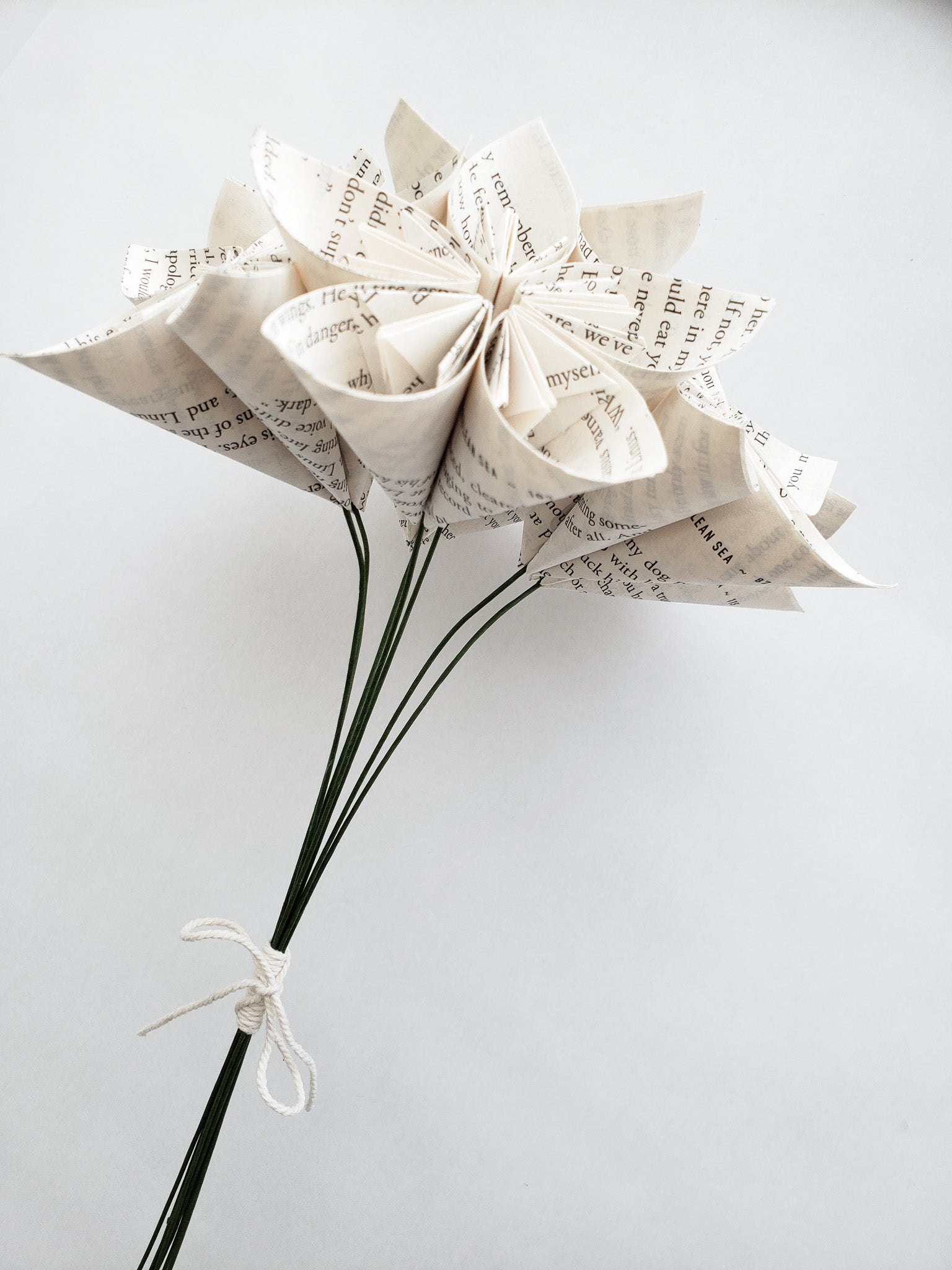 star-shaped book page paper flower bouquet - Novel Blossoms Co